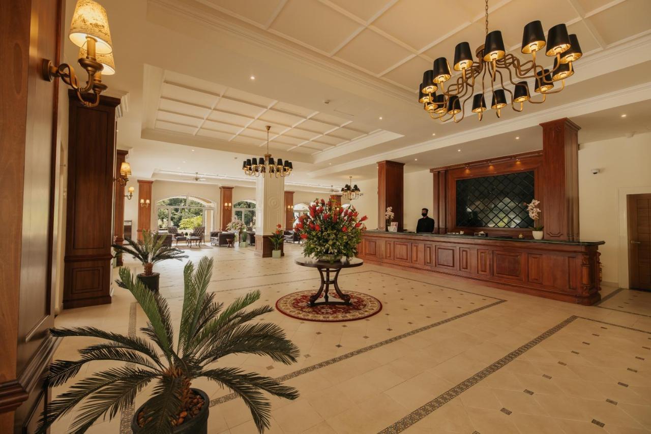 Montrose Golf Resort And Spa - Coorg Jambur Luaran gambar