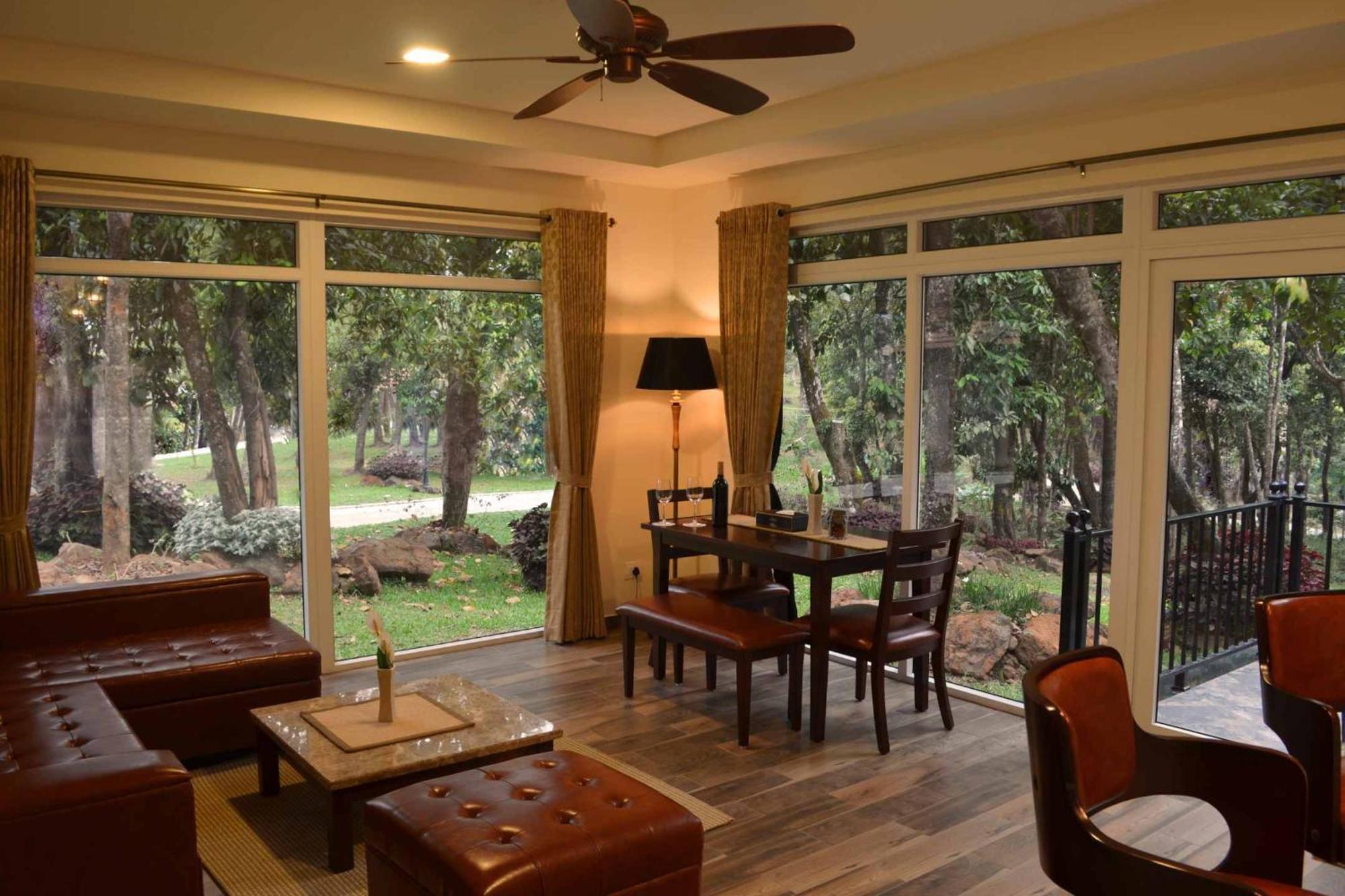 Montrose Golf Resort And Spa - Coorg Jambur Luaran gambar